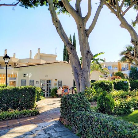 Dona Carlota Gardens, Sea Views, Pool, Restaurant Appartement Torremolinos Buitenkant foto